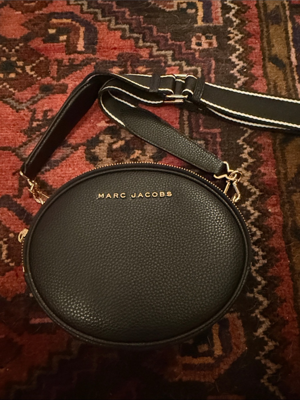 Marc Jacobs The Rewind Crossbody Bag Black Leather Oval Circle Bag